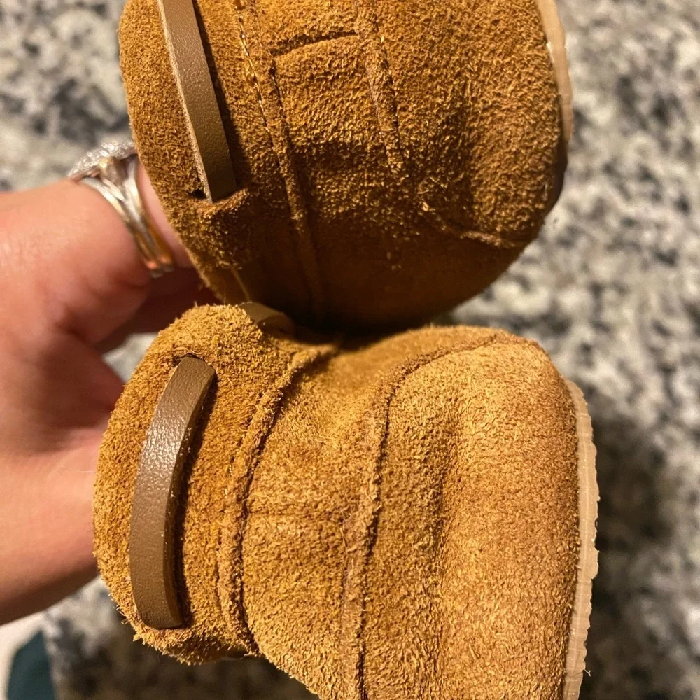 J.crew kids moccasins. Very good condition. Never worn.